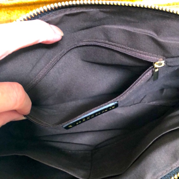 New Calfland “Bee Design”, Women’s crossbody or handle purse. - Picture 15 of 16